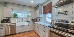 16_Thomas_Avenue_300