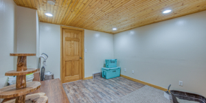 16_Thomas_Avenue_620